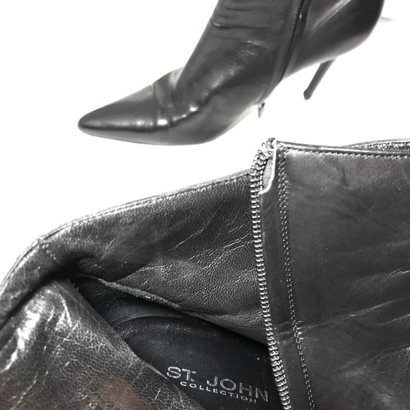 St. John Collection Black Leather Ankle Zip $698 - Picture 7 of 8